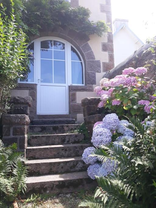 Maison - Villa Bord De Mer, Cote De Granit Rose Perros-Guirec Exteriér fotografie