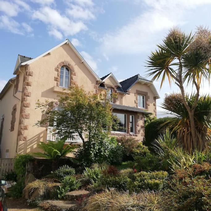 Maison - Villa Bord De Mer, Cote De Granit Rose Perros-Guirec Exteriér fotografie